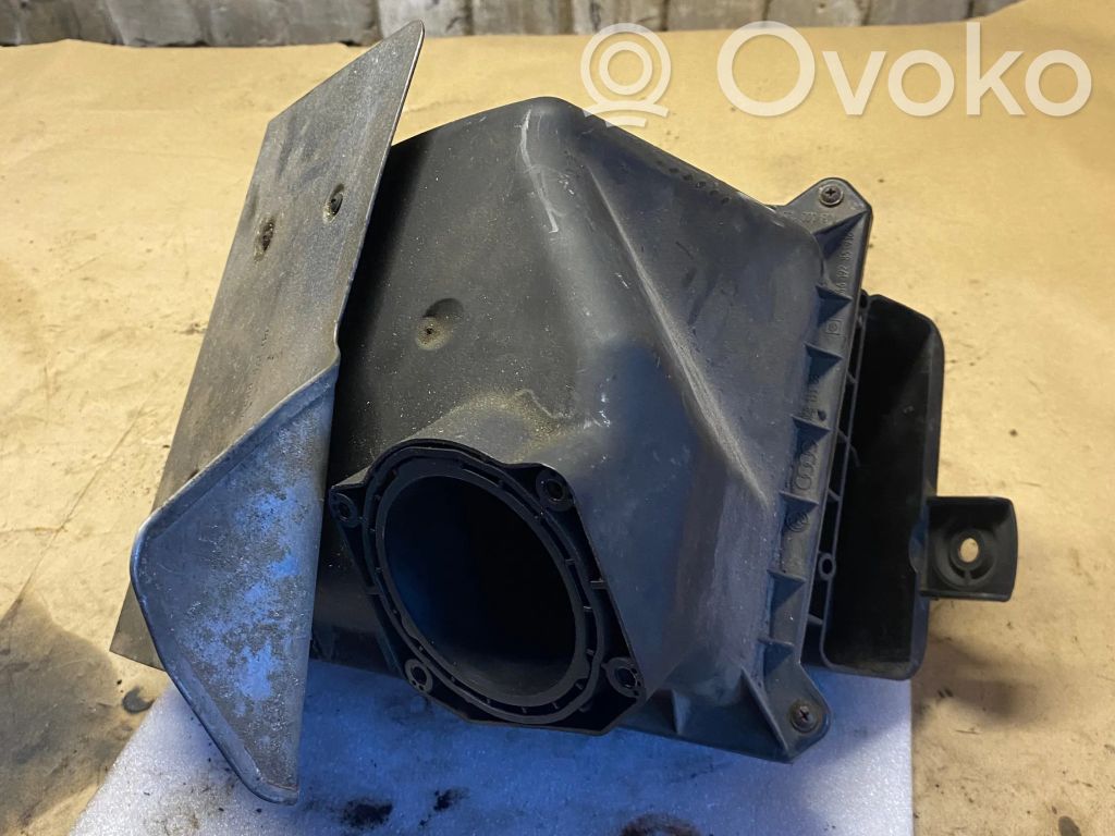 Audi A4 S4 B6 8E 8H Cutie filtru aer 