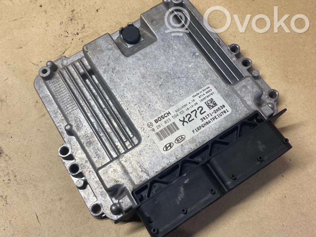 KIA Carens III Engine control unit/module 