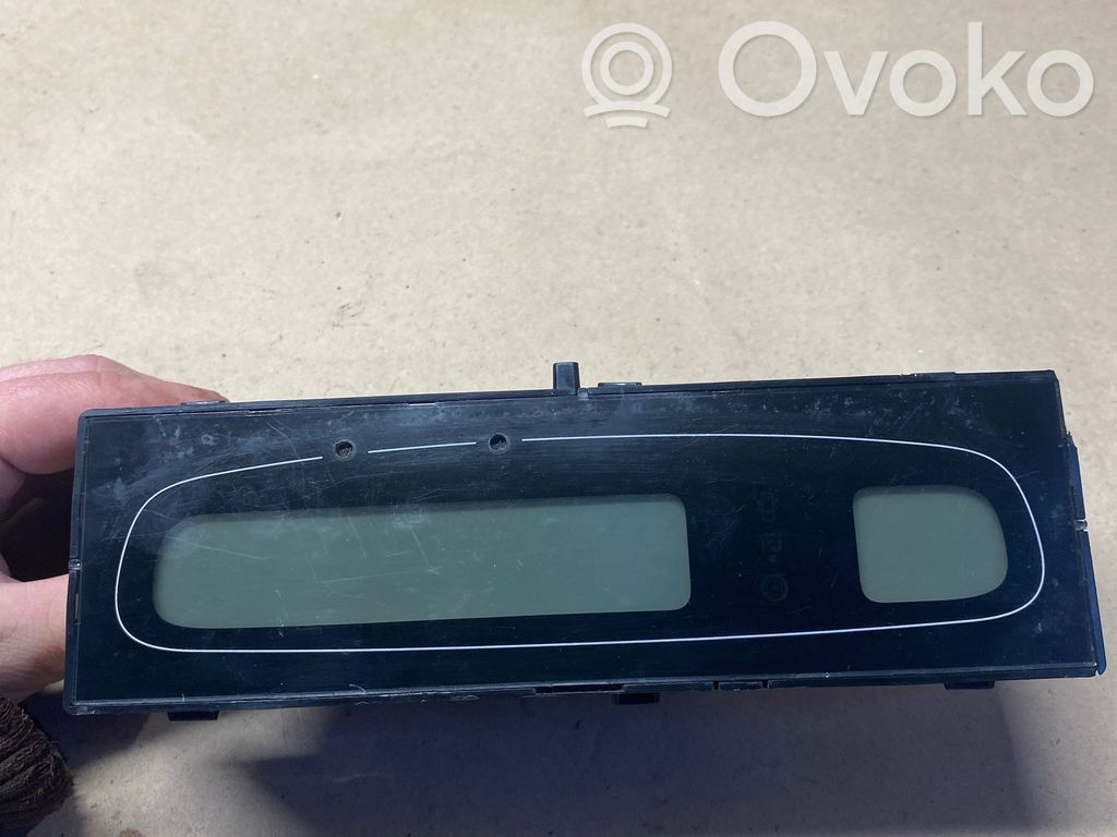 Renault Laguna II Monitori/näyttö/pieni näyttö 