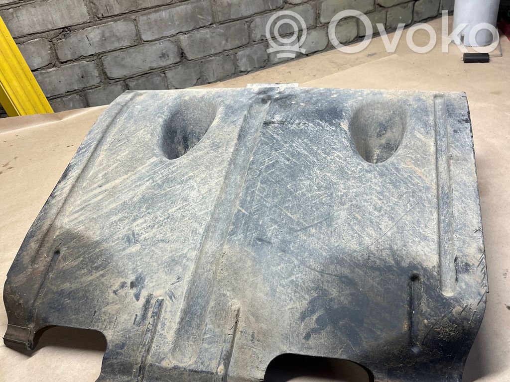 Ford Focus Rear underbody cover/under tray 