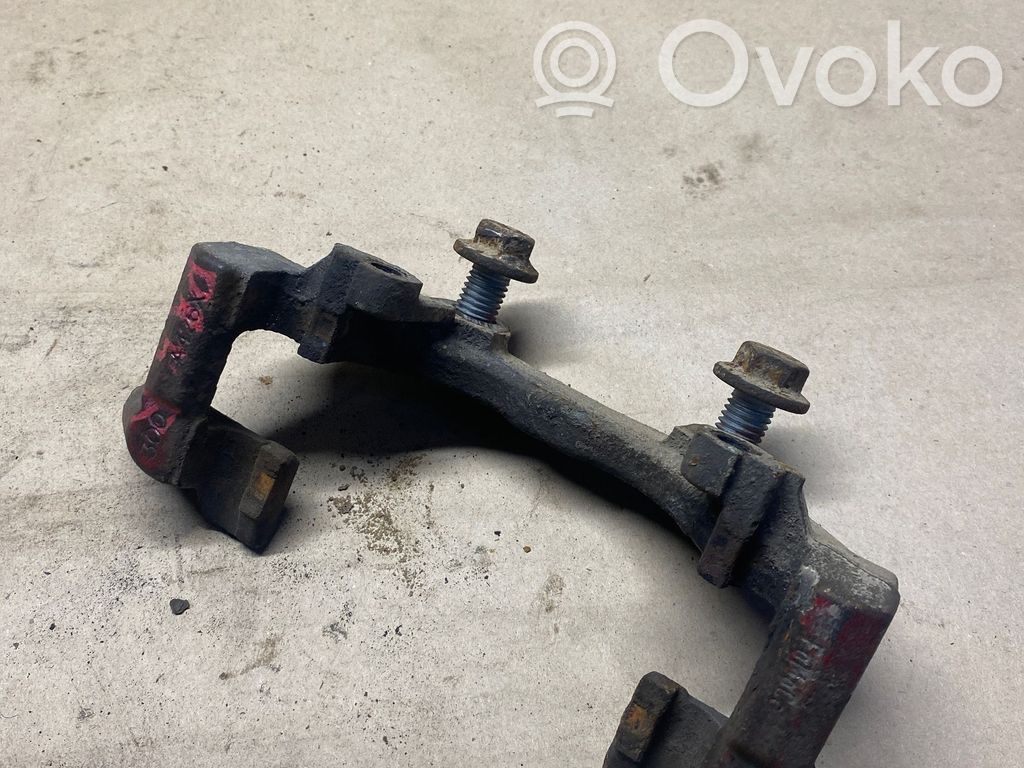 Ford Focus Оковки тормозных колодок (перед) 