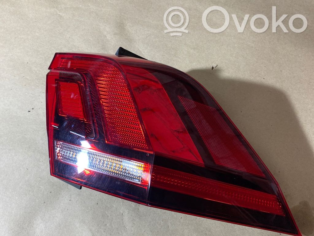 Volkswagen Tiguan Rear/tail lights 