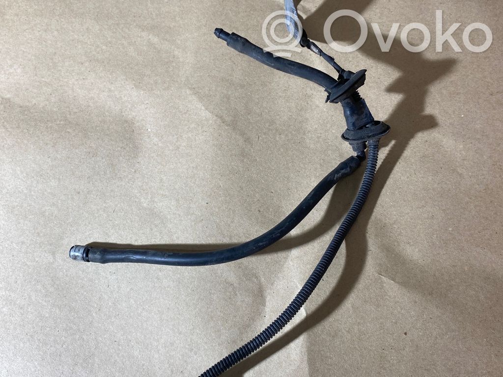 BMW 7 E65 E66 Windshield washer fluid hose 