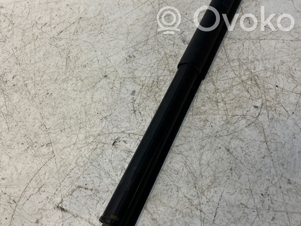BMW X5 E70 Tailgate/trunk strut/damper 