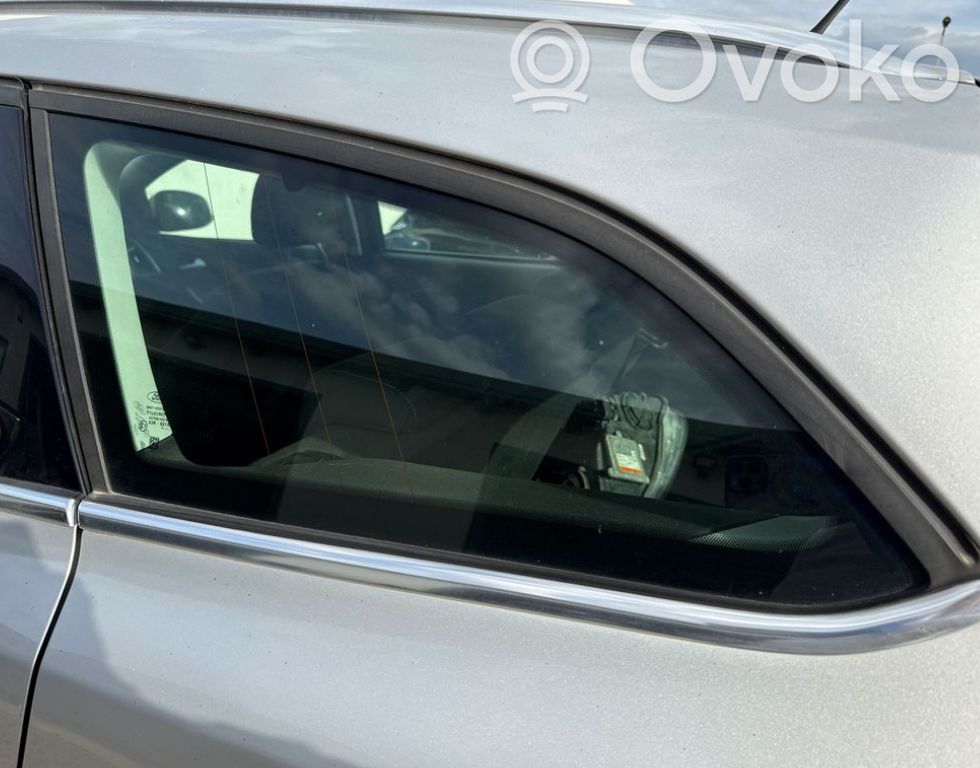 Ford Focus Rear side window 