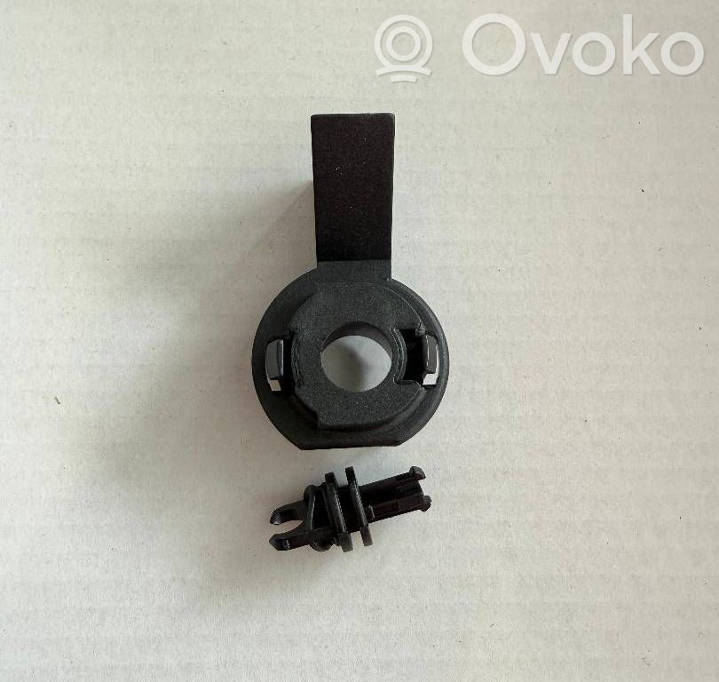 Engine bonnet/hood lock/catch   4M5AA16B970AB