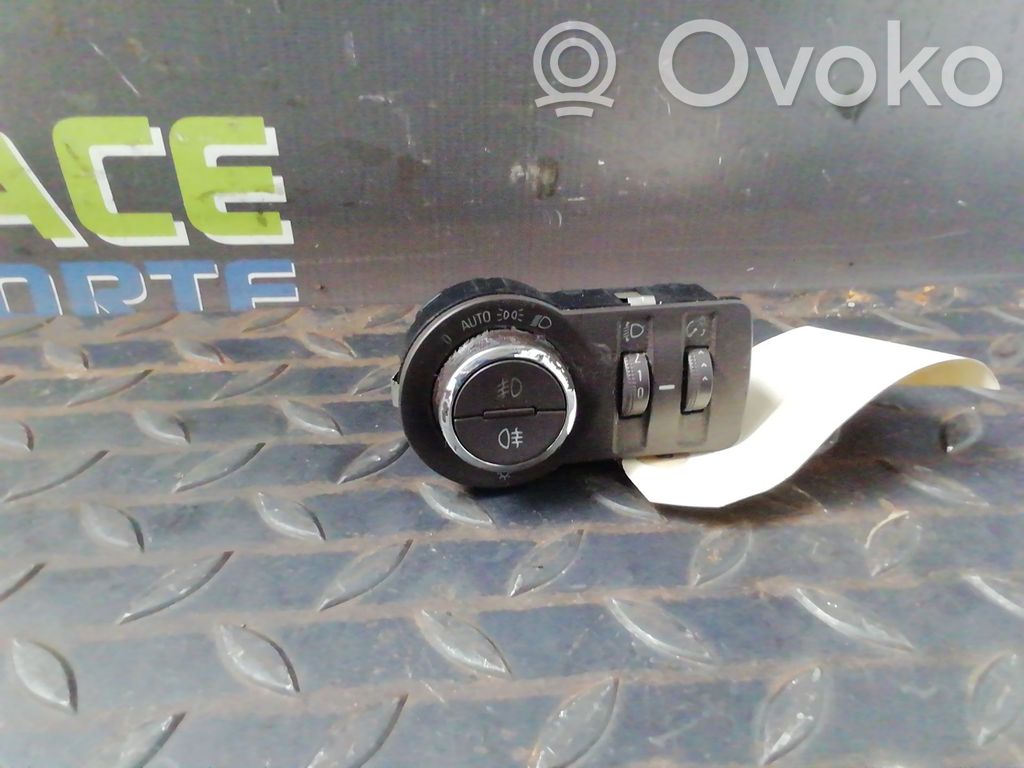 Panel lighting control switch   13268720,251775