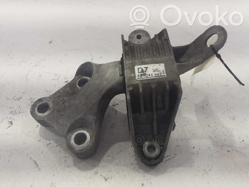 Chevrolet Cruze Gearbox mount 
