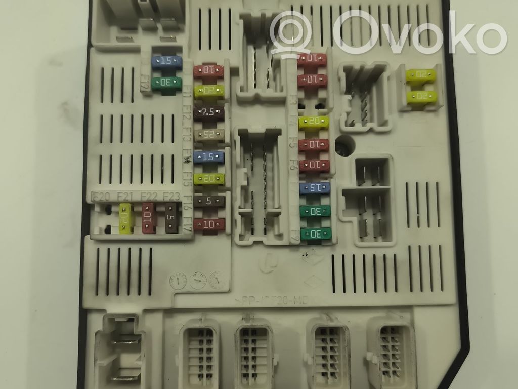 Renault Megane III BSM Control unit 