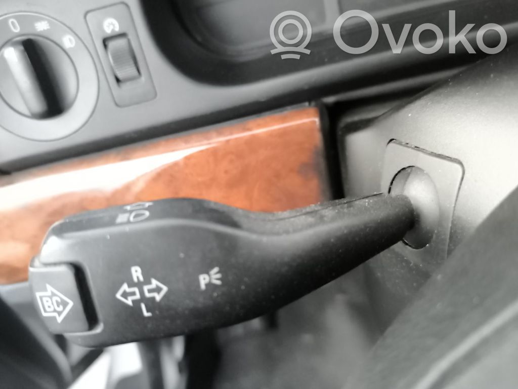 Indicator stalk