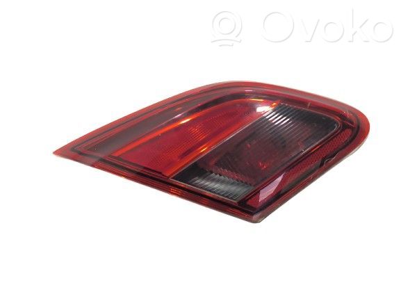 Opel Corsa E Priekšējā luktura spuldzīte 