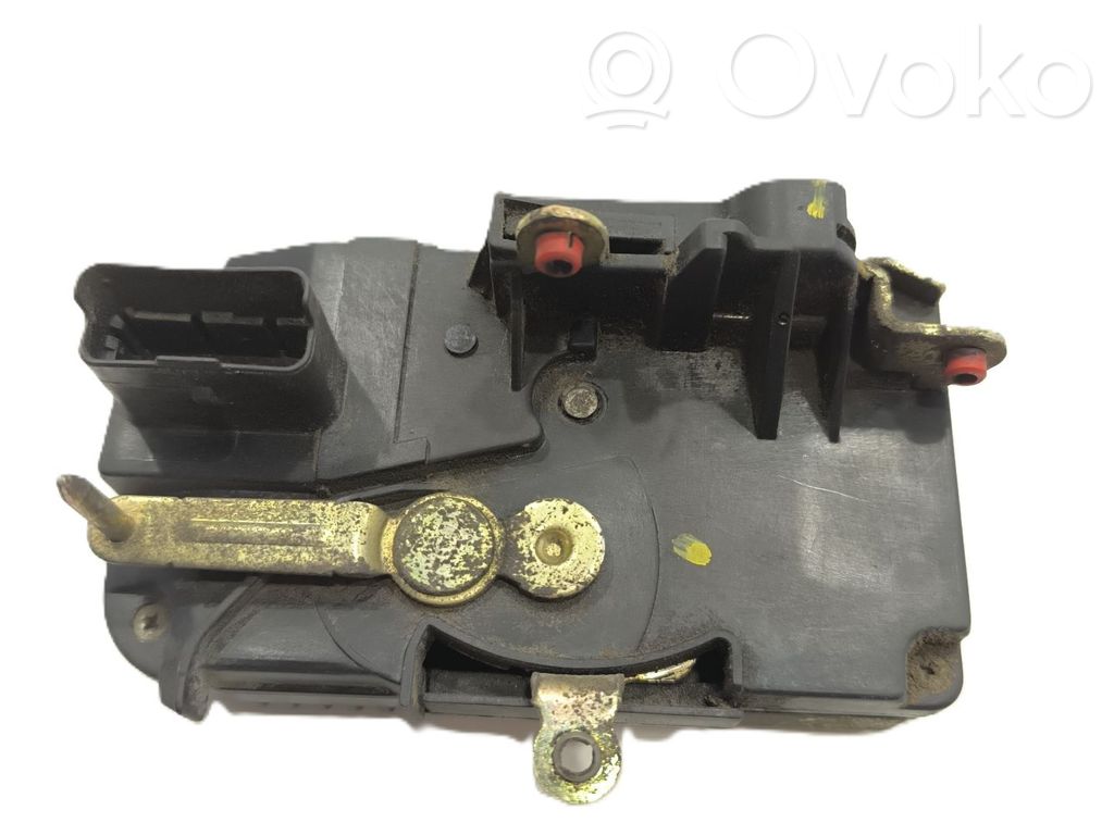 Peugeot Expert Front door lock 