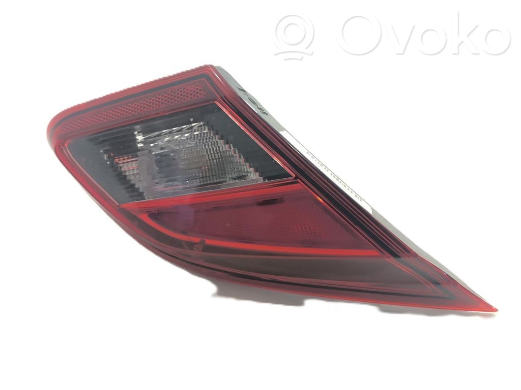Tailgate rear/tail lights   13428452