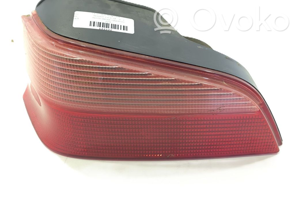 Peugeot 106 Galinis žibintas kėbule 