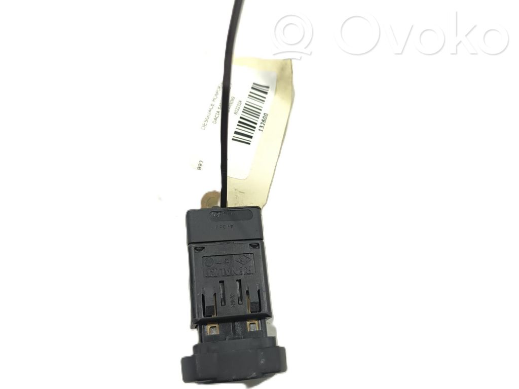 Dacia Sandero Hazard light switch 