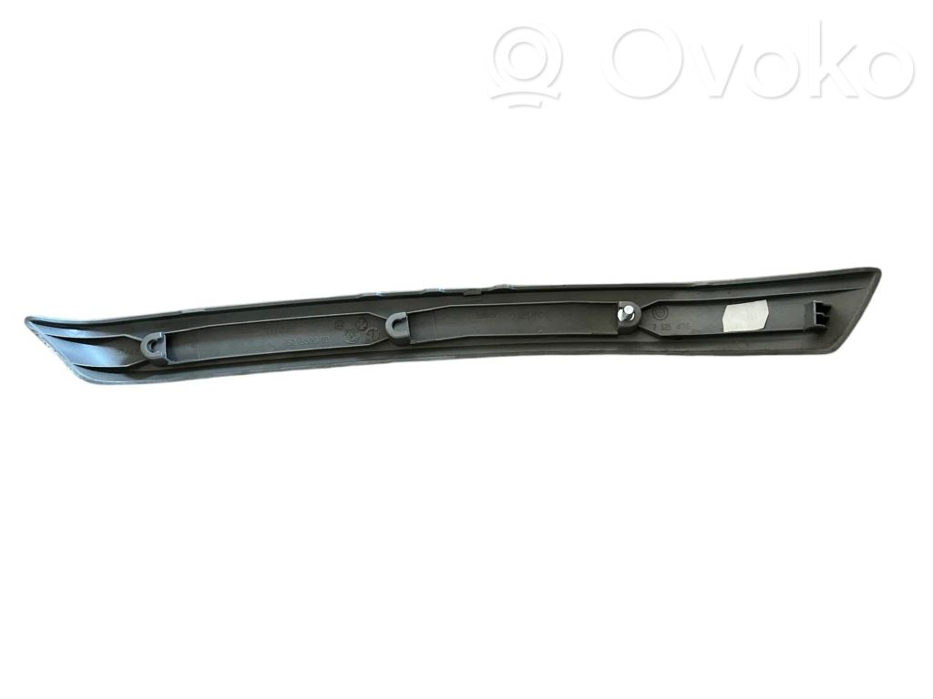 BMW 3 E90 E91 Listón embellecedor de la puerta delantera (moldura) 