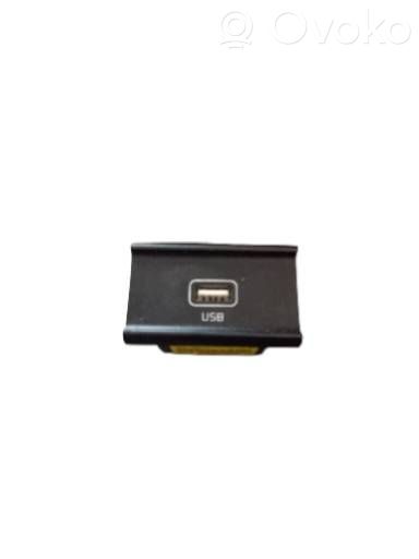 KIA Sportage Enchufe conector USB 