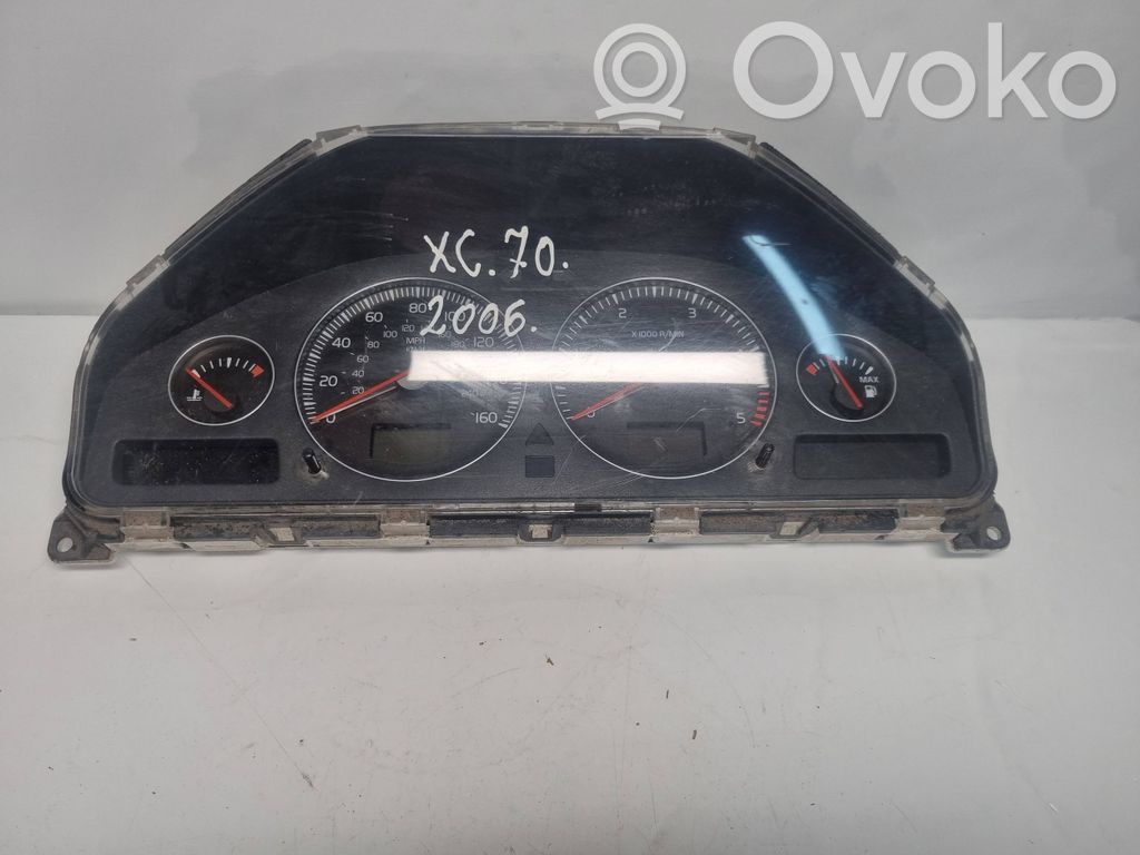 Volvo XC70 Licznik / Prędkościomierz 