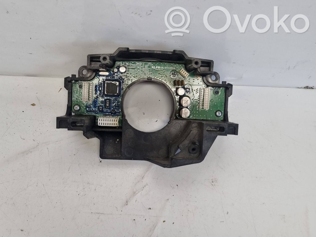 Multifunctional control switch/knob   30772170