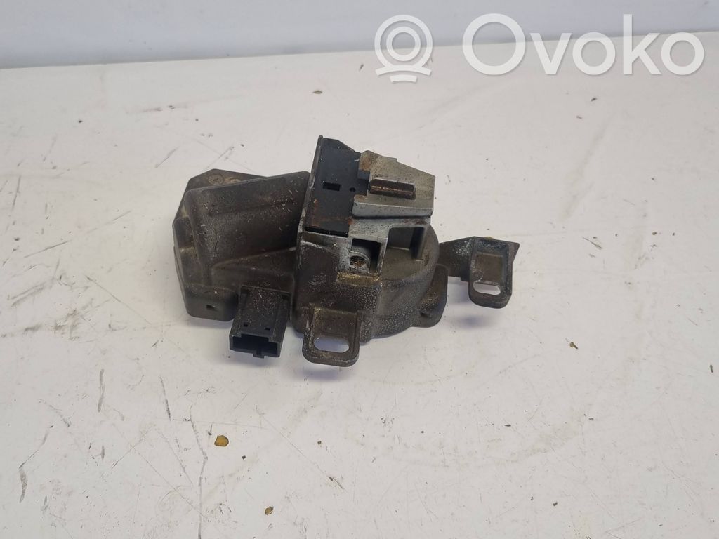 Volvo V50 Ohjauspyörän lukitus 