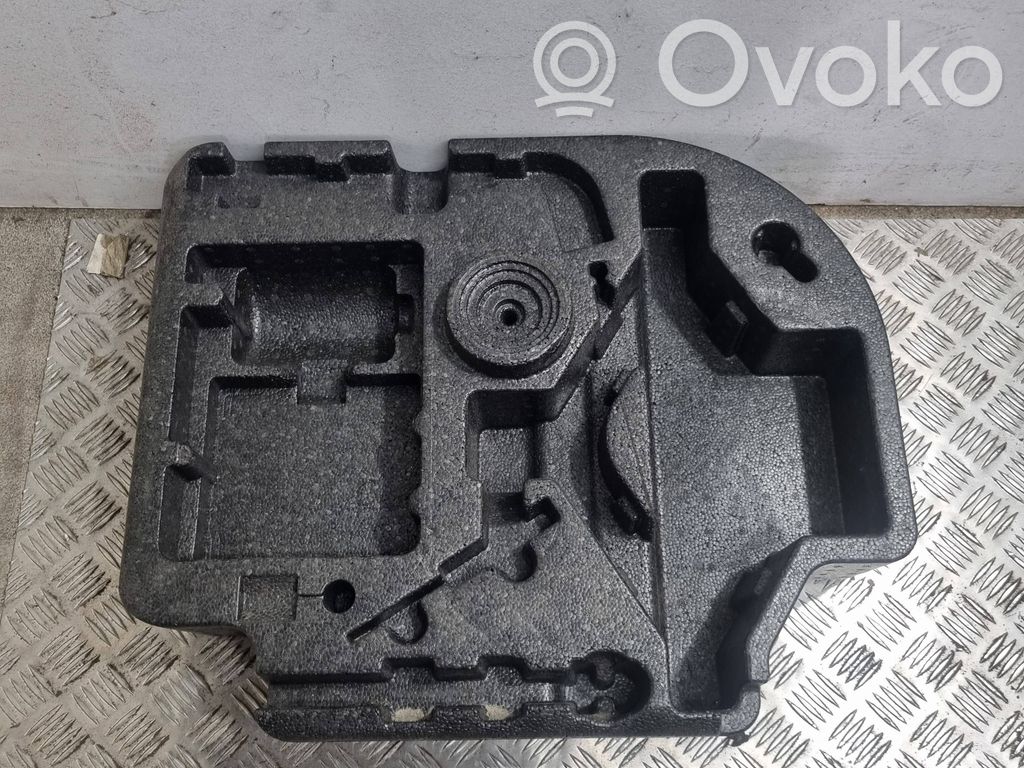 Tool box   31362445