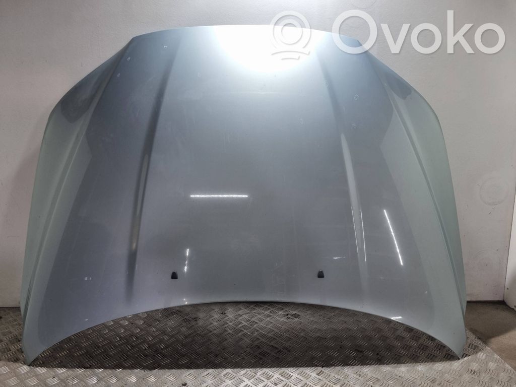 Volvo V70 Konepelti 