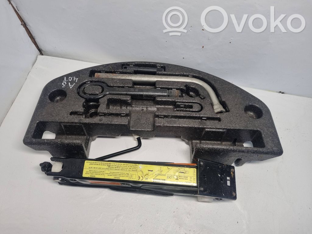 Audi A8 S8 D4 4H Juego de herramientas 