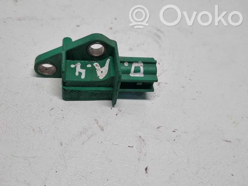 Audi A4 S4 B7 8E 8H Turvatyynyn törmäysanturi 