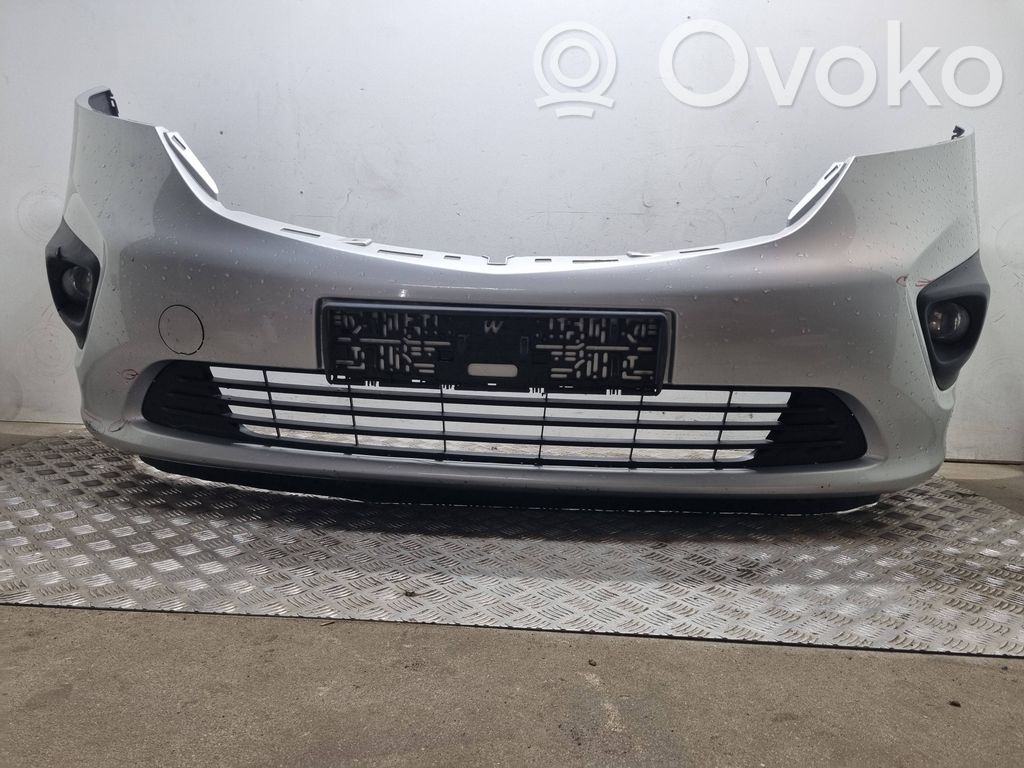 Opel Vivaro Zderzak przedni 