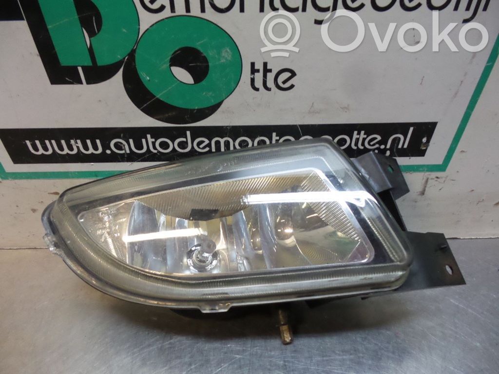 Fiat Punto (199) Etusumuvalo 