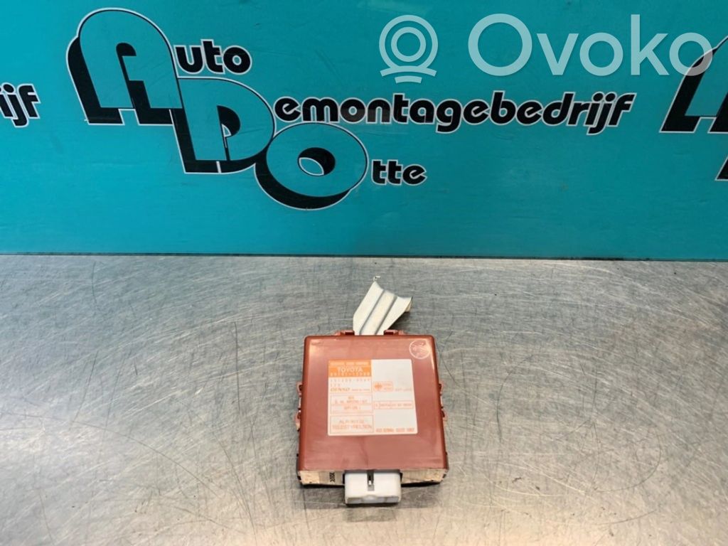 Toyota Corolla E110 Door central lock control unit/module 