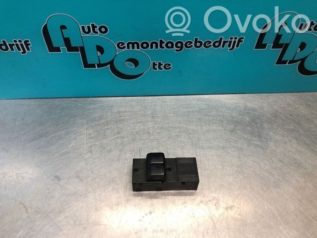 Nissan Micra C+C Electric window control switch 