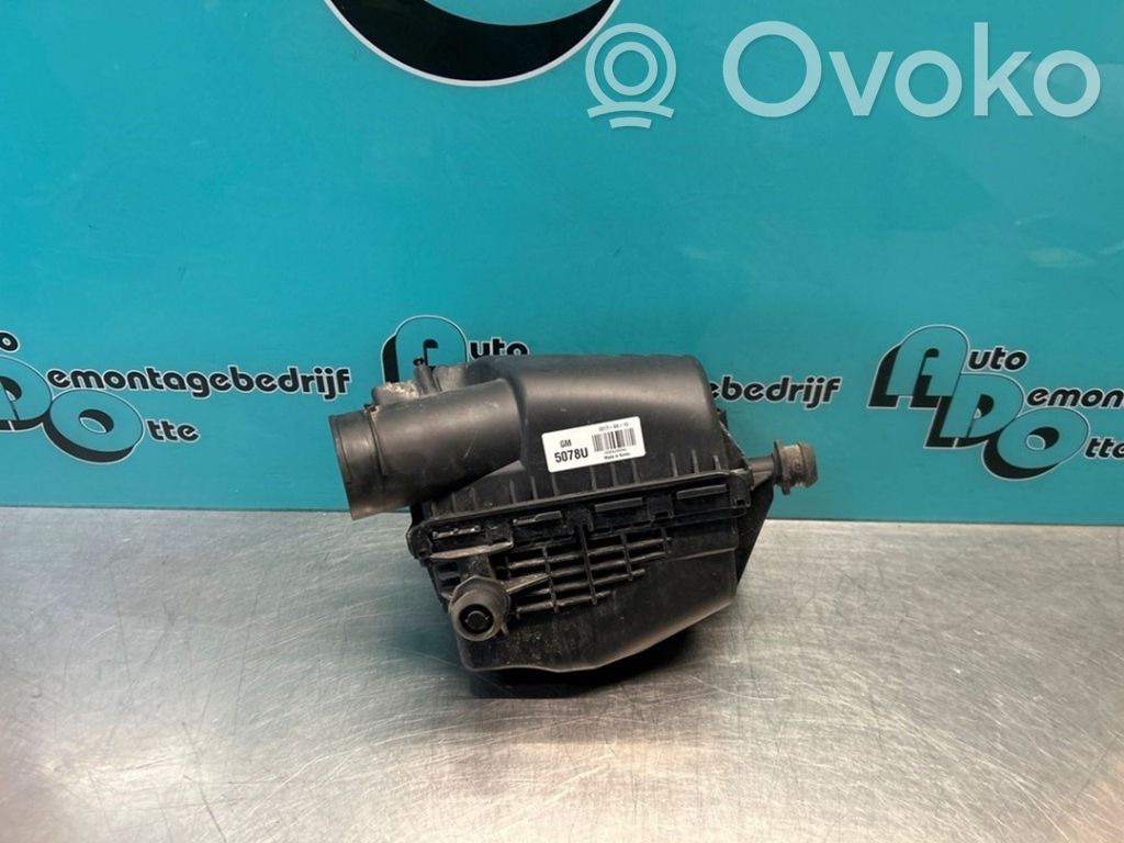 Opel Karl Luftfilterkasten 
