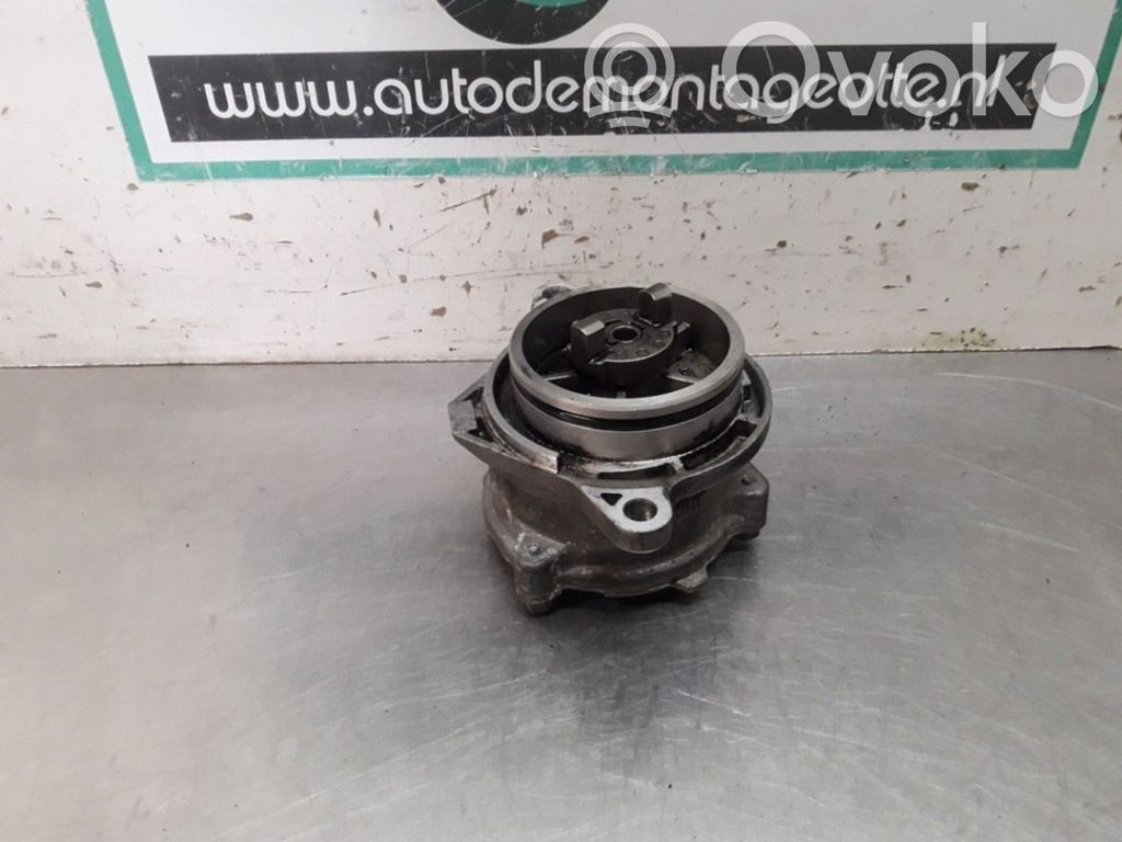 BMW 3 E46 Vacuum pump 