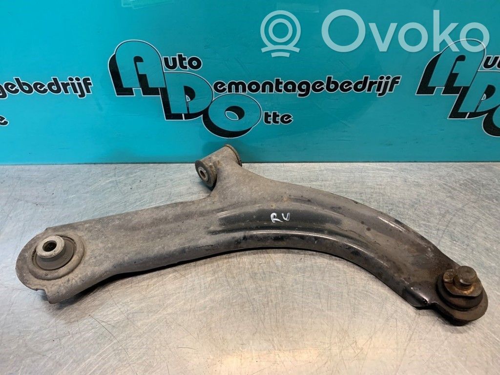 Renault Clio III Front control arm 