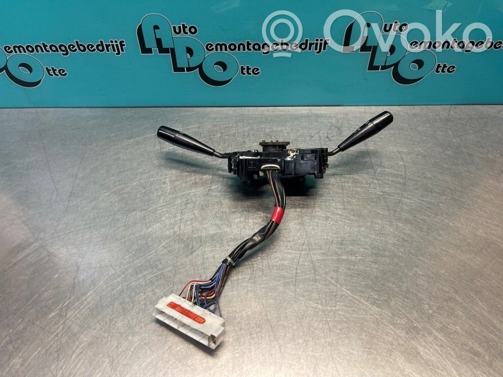 Toyota RAV 4 (XA10) Interruptores/botones de la columna de dirección 