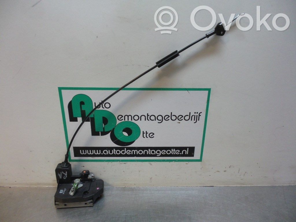 Opel Corsa C Takaoven vaijeri 
