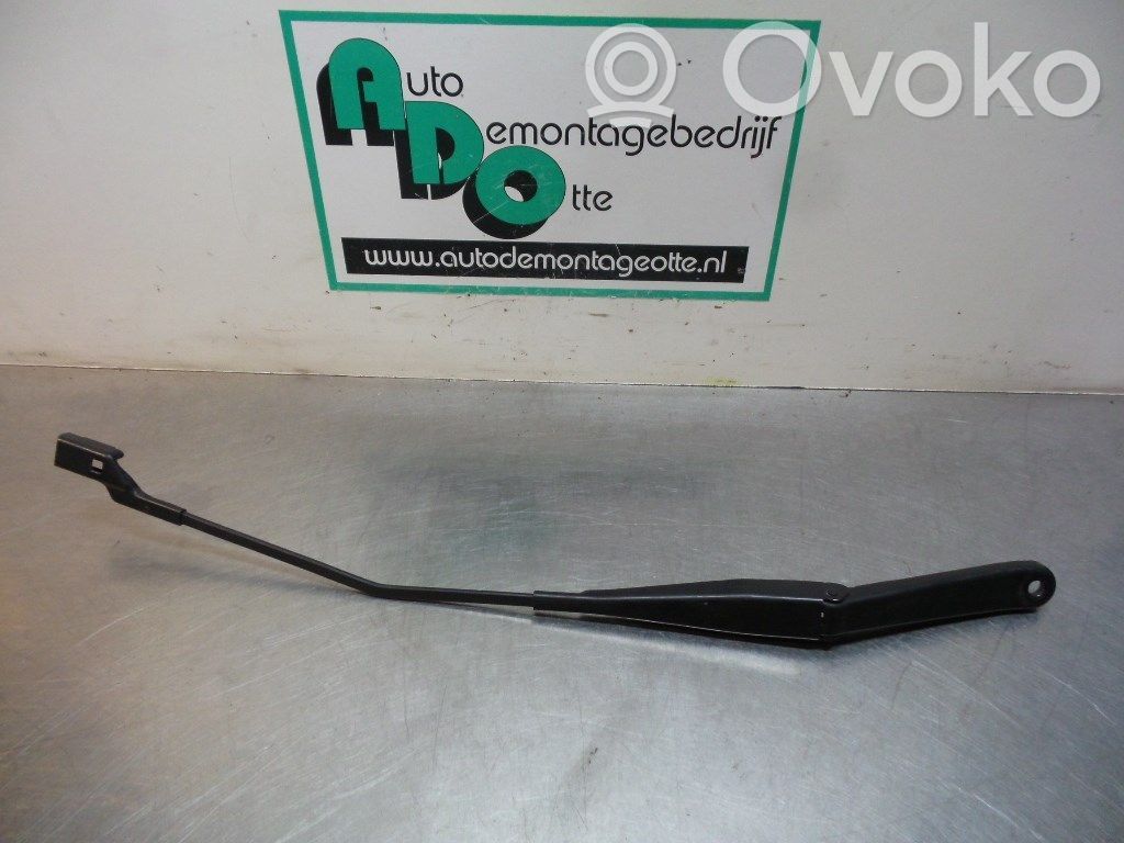 Ford Fiesta Wischerarm vorne 