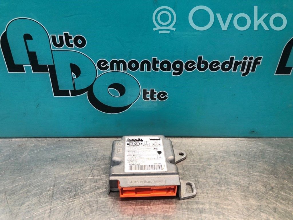 Renault Master II Module de contrôle airbag 