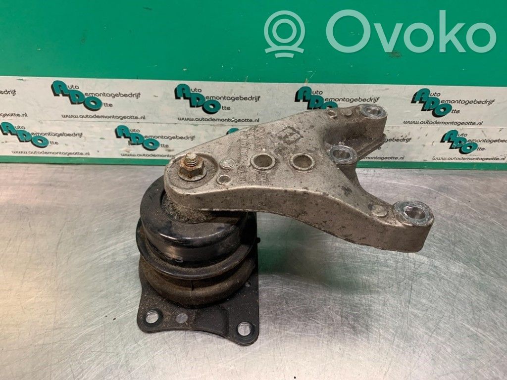 Volkswagen Polo V 6R Suport tampon motor 