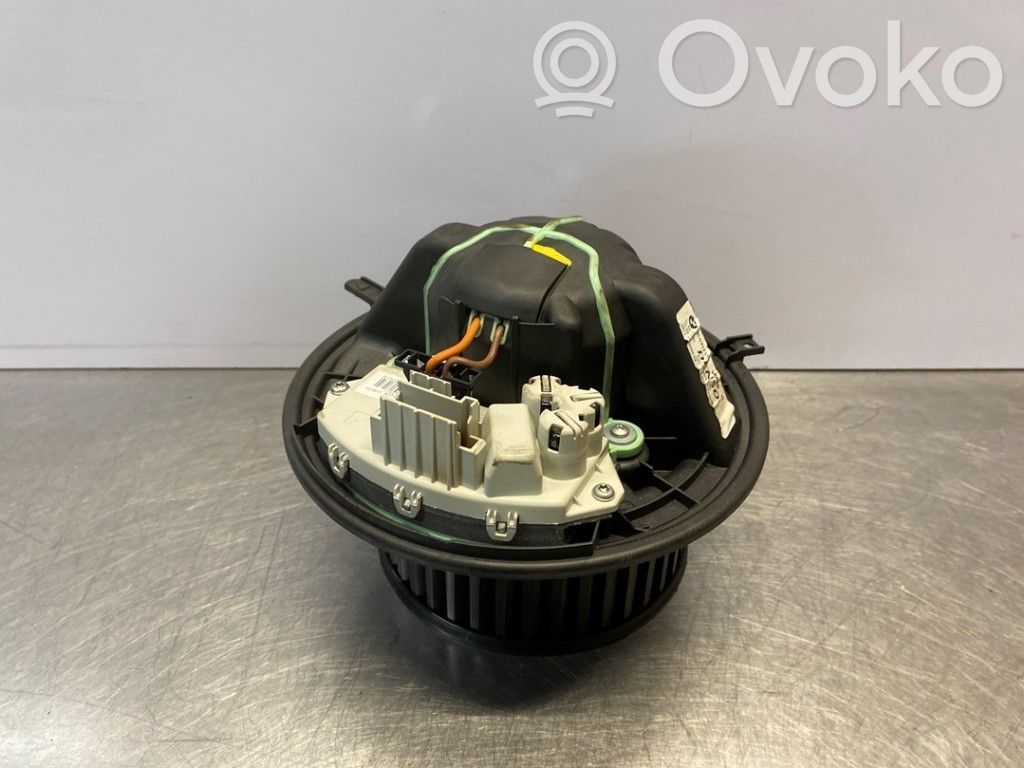 BMW 1 E81 E87 Mazā radiatora ventilators 