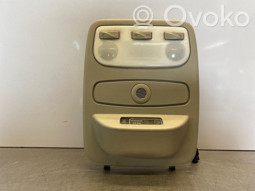 Renault Clio IV Front seat light 