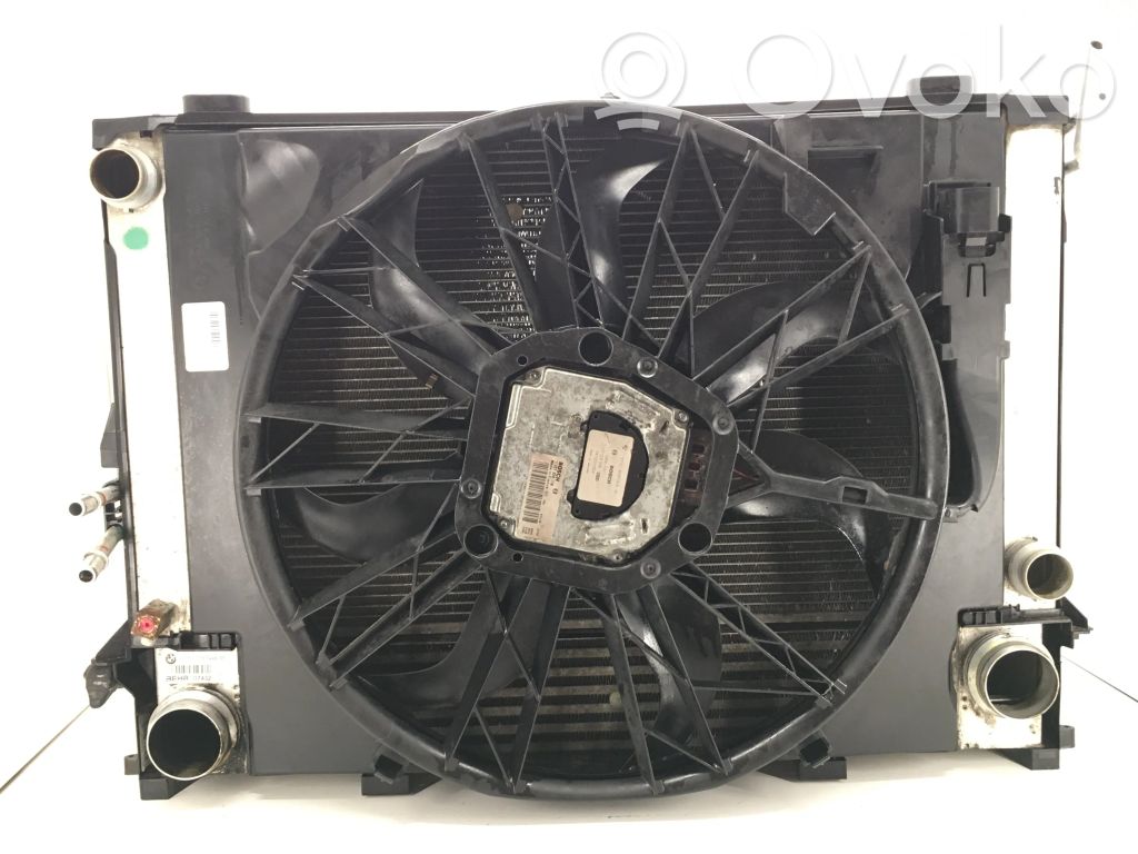 BMW 5 E60 E61 Radiatorių komplektas 