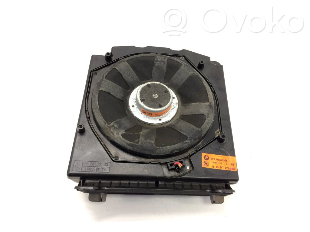 BMW 5 E60 E61 Subwoofer 