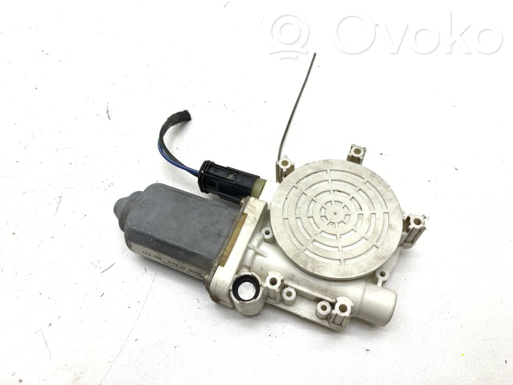 BMW 5 E39 Asa reguladora de la puerta trasera 