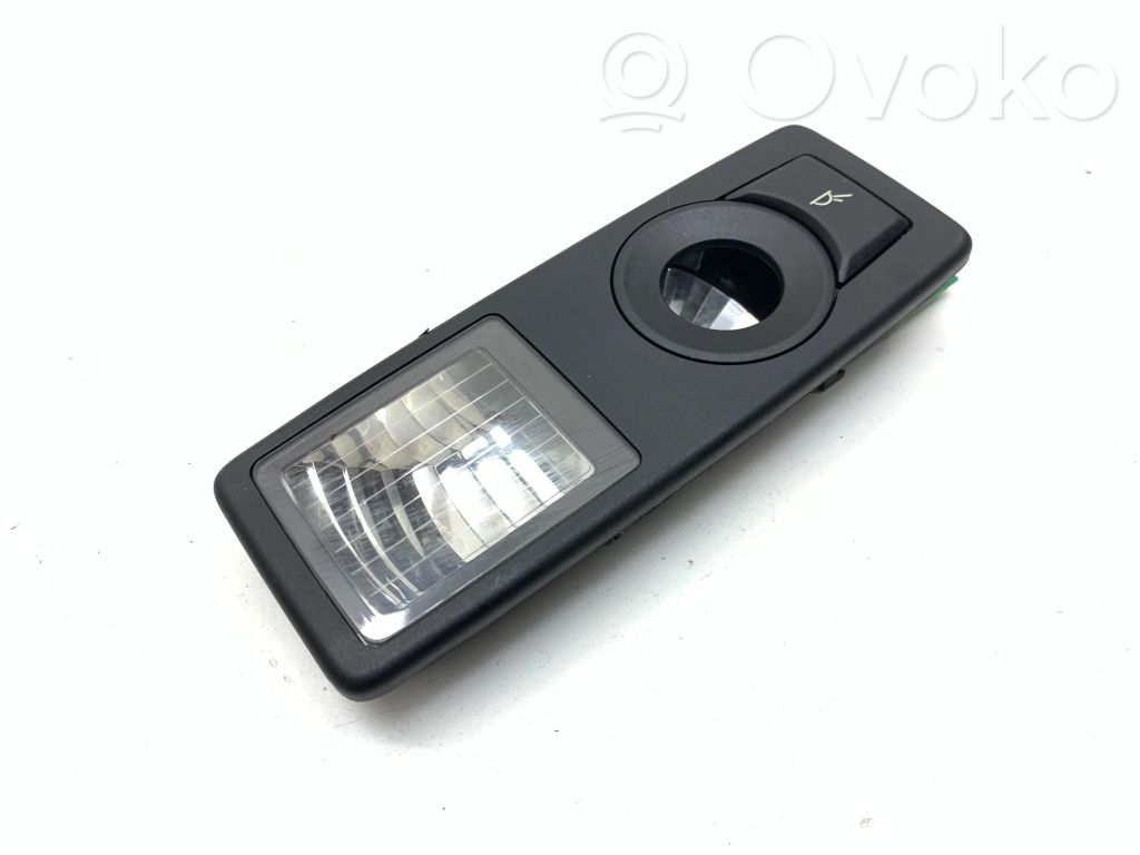 Front seat light   6972972