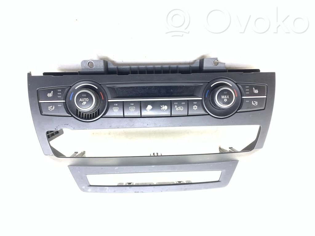 Panel klimatyzacji   9227924,922792401,20893726,716177,90025242
