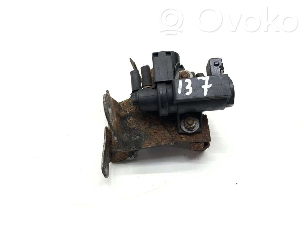 BMW 7 F01 F02 F03 F04 Solenoidinis vožtuvas 