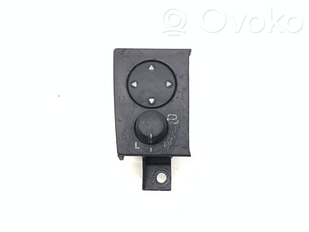 Audi A6 S6 C4 4A Interruptor del espejo lateral 