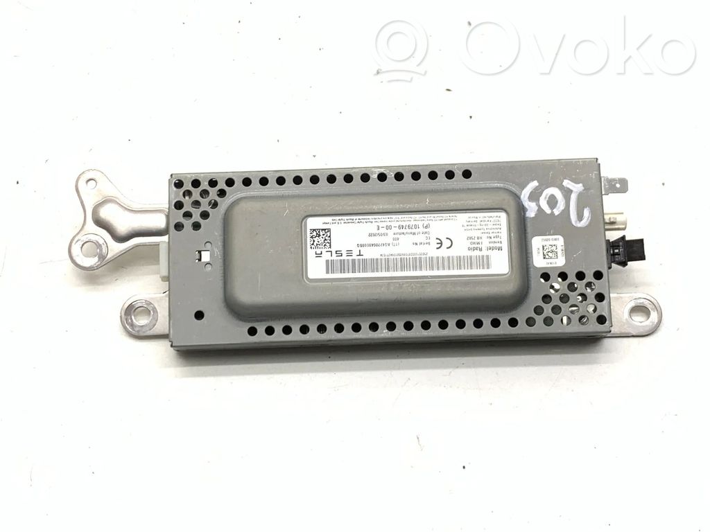 Tesla Model 3 Antenos stiprintuvas 